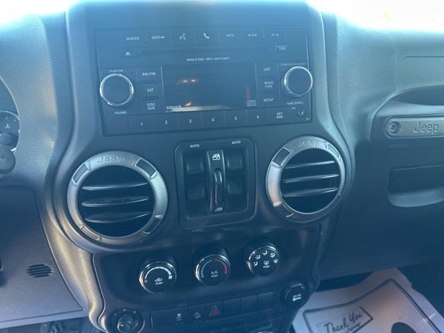used 2014 Jeep Wrangler Unlimited car, priced at $18,193