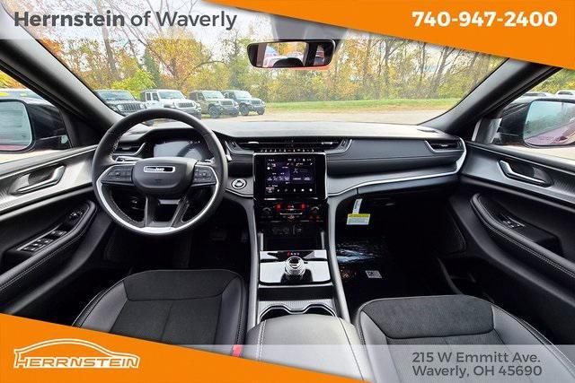 new 2025 Jeep Grand Cherokee car, priced at $44,498