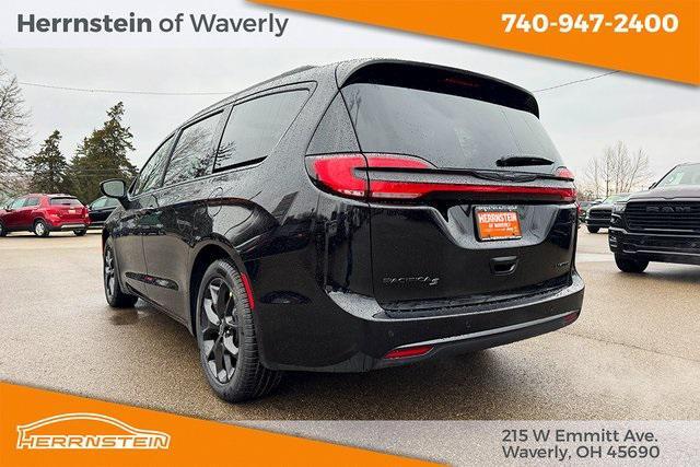 new 2025 Chrysler Pacifica car, priced at $51,265