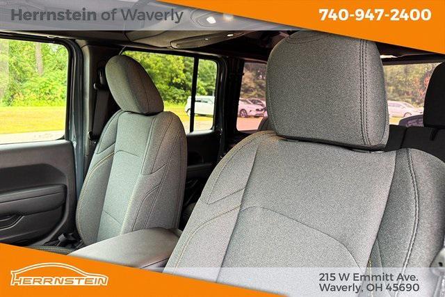 new 2025 Jeep Wrangler car, priced at $40,697