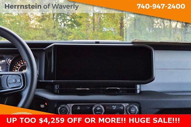 new 2026 Jeep Wrangler car, priced at $37,726