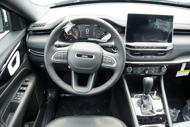 new 2025 Jeep Compass car, priced at $32,867
