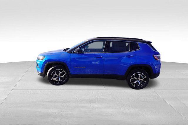 new 2025 Jeep Compass car, priced at $26,675