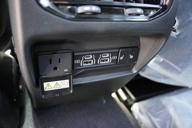 new 2025 Jeep Grand Cherokee car, priced at $44,308
