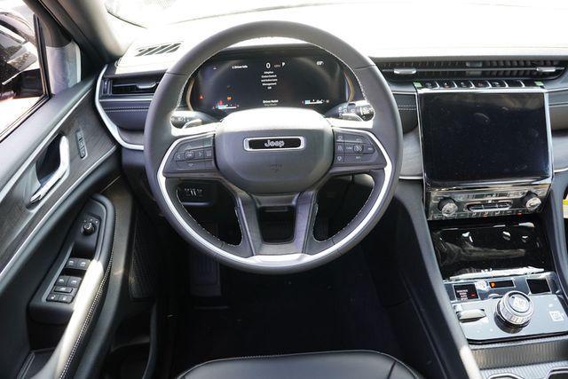 new 2025 Jeep Grand Cherokee car, priced at $44,308