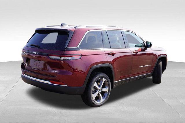 new 2025 Jeep Grand Cherokee car, priced at $44,500