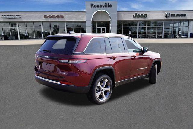 new 2025 Jeep Grand Cherokee car, priced at $44,308