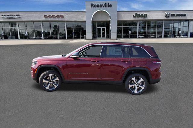 new 2025 Jeep Grand Cherokee car, priced at $44,308