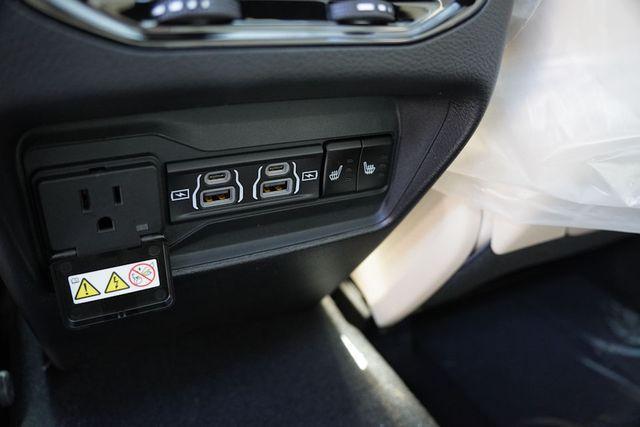 new 2025 Jeep Grand Cherokee car, priced at $39,444