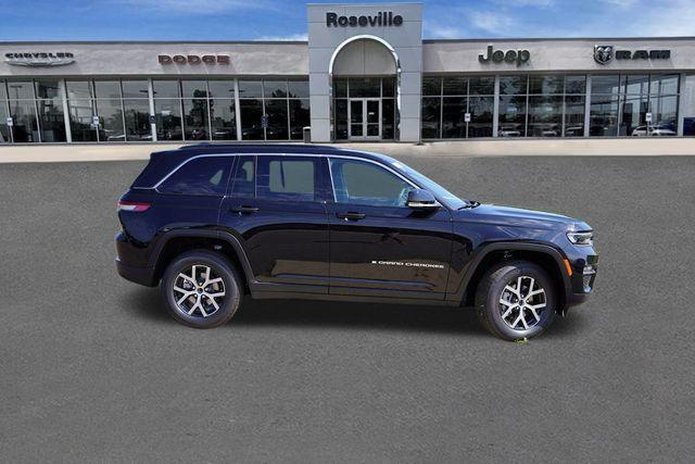 new 2025 Jeep Grand Cherokee car, priced at $39,444