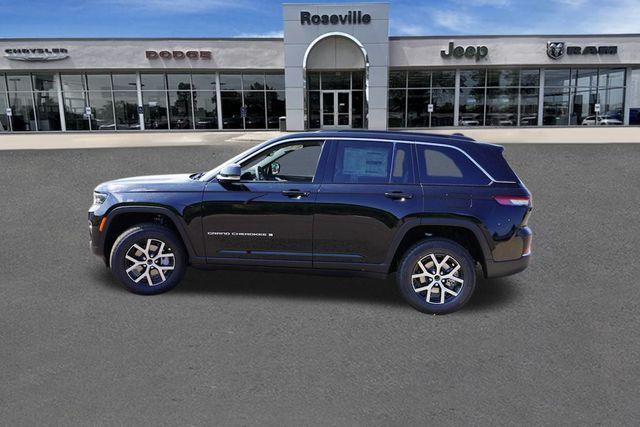 new 2025 Jeep Grand Cherokee car, priced at $39,444