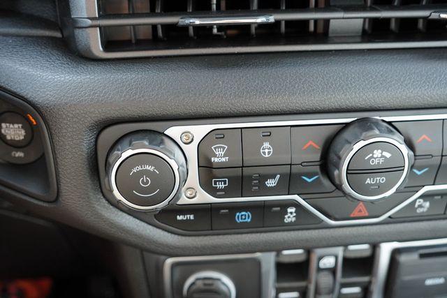 new 2025 Jeep Wrangler 4xe car