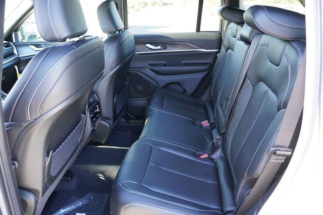 new 2025 Jeep Grand Cherokee car, priced at $45,708