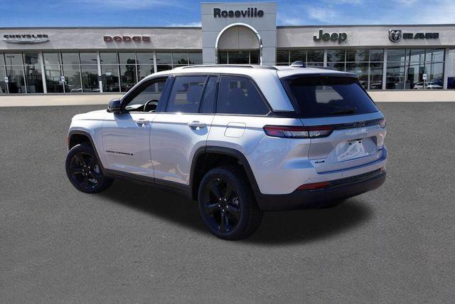 new 2025 Jeep Grand Cherokee car, priced at $45,708