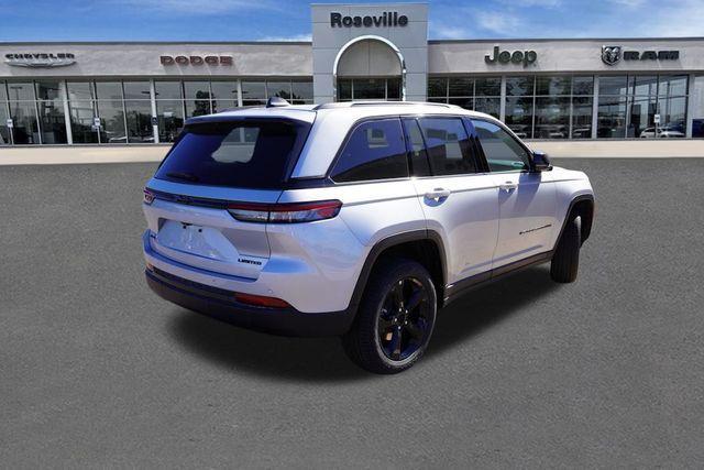 new 2025 Jeep Grand Cherokee car, priced at $45,708