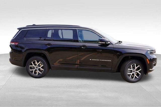 new 2025 Jeep Grand Cherokee L car, priced at $44,645