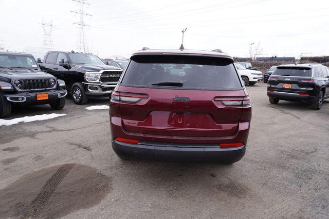 new 2024 Jeep Grand Cherokee L car, priced at $39,393