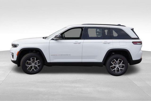 new 2025 Jeep Grand Cherokee car, priced at $39,880