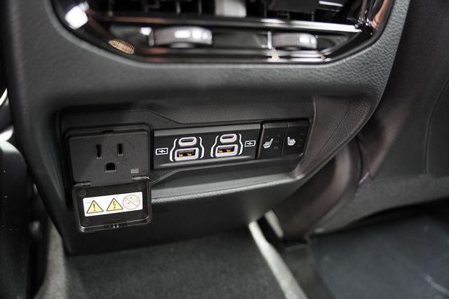new 2025 Jeep Grand Cherokee car, priced at $39,880