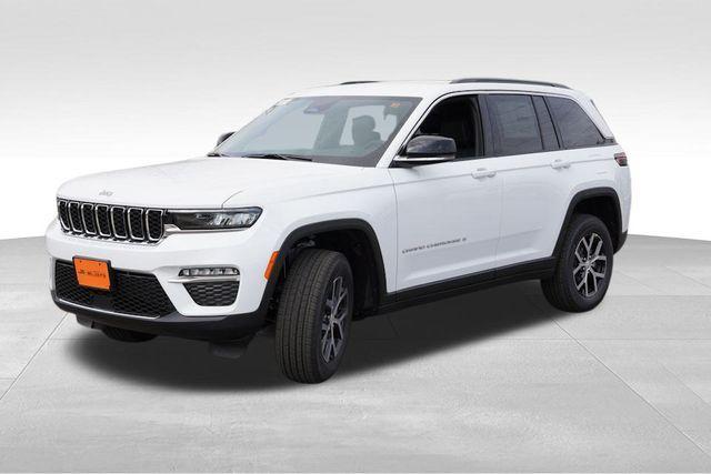 new 2025 Jeep Grand Cherokee car, priced at $39,880