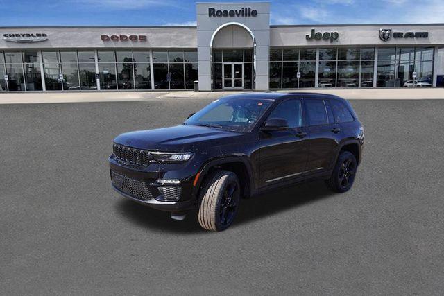 new 2025 Jeep Grand Cherokee car, priced at $44,320