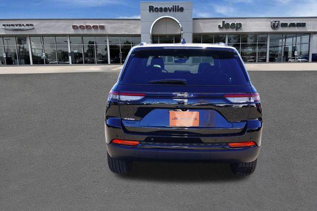 new 2025 Jeep Grand Cherokee car, priced at $50,586