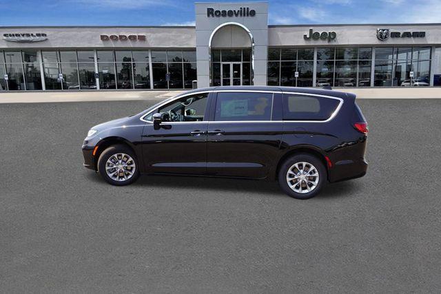 new 2025 Chrysler Pacifica car, priced at $41,150