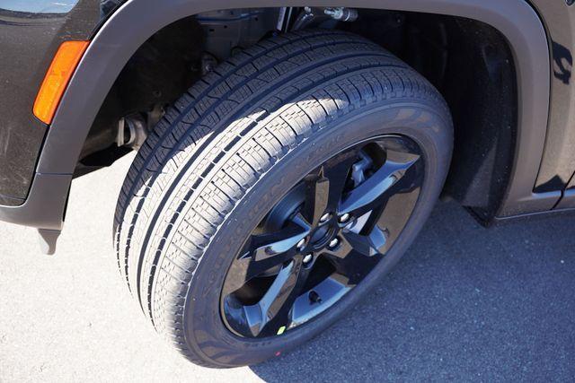 new 2025 Jeep Grand Cherokee L car, priced at $46,045