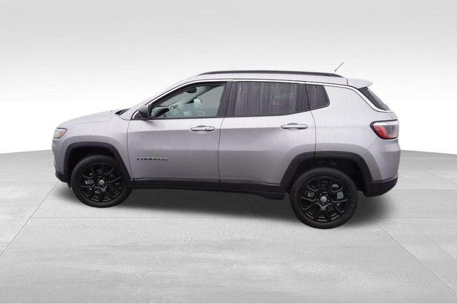 used 2022 Jeep Compass car, priced at $21,229