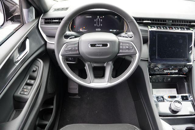 new 2025 Jeep Grand Cherokee L car, priced at $39,460
