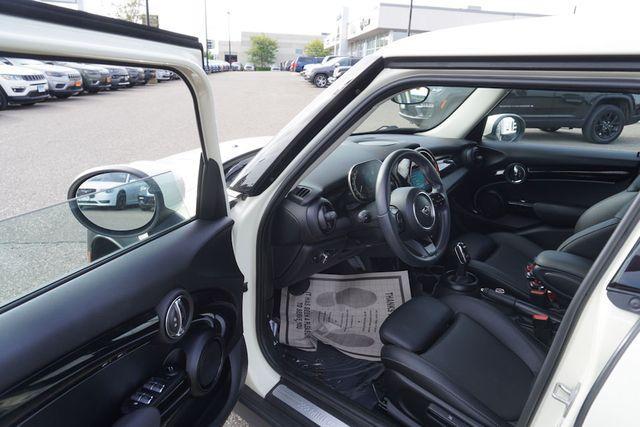 used 2022 MINI Hardtop car, priced at $21,486