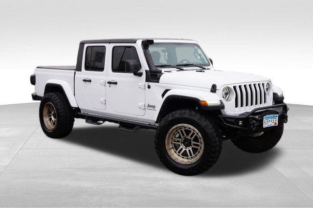 used 2020 Jeep Gladiator car, priced at $27,918
