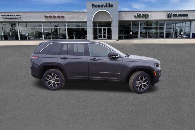 new 2025 Jeep Grand Cherokee car, priced at $47,183