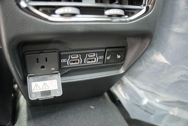 new 2025 Jeep Grand Cherokee car, priced at $45,766