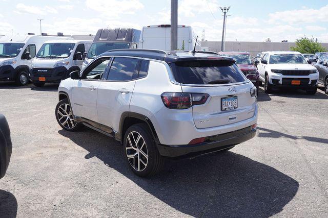 new 2024 Jeep Compass car, priced at $34,292