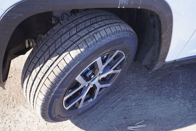 new 2025 Jeep Grand Cherokee car, priced at $46,164