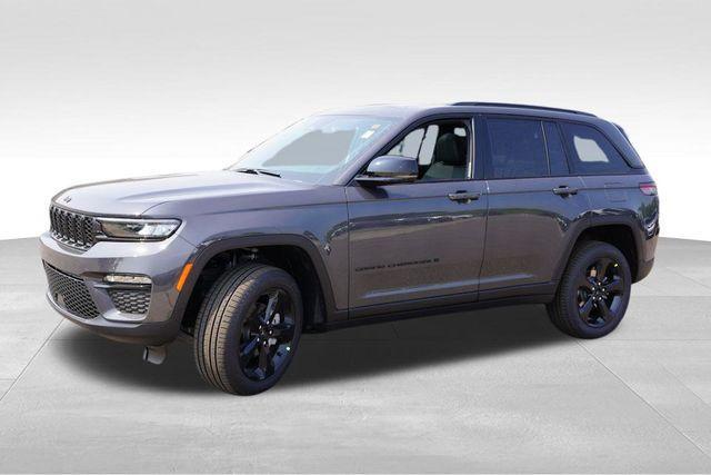 new 2025 Jeep Grand Cherokee car, priced at $46,257