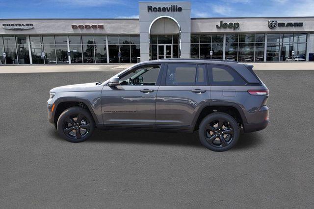 new 2025 Jeep Grand Cherokee car, priced at $46,003
