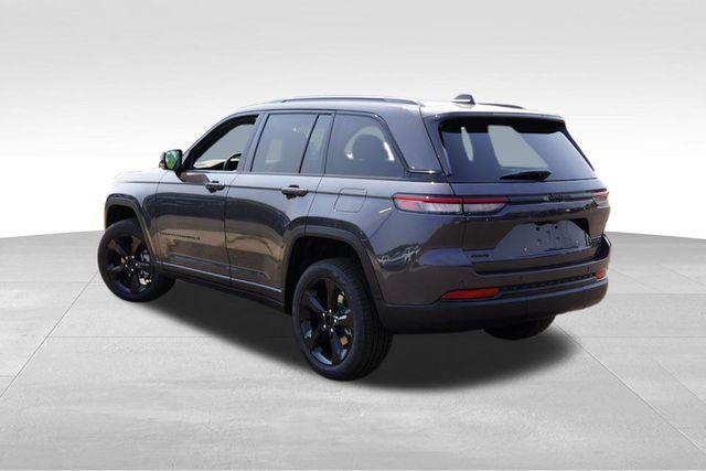 new 2025 Jeep Grand Cherokee car, priced at $46,257