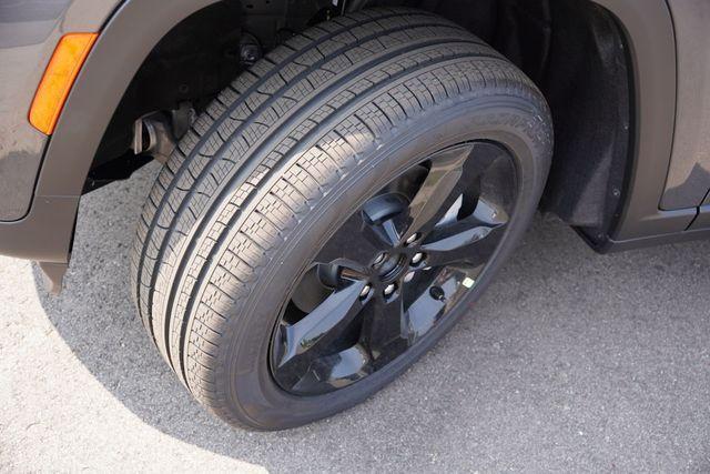 new 2025 Jeep Grand Cherokee car, priced at $46,003