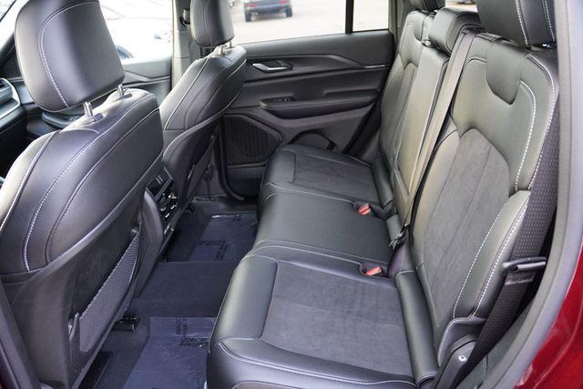 used 2024 Jeep Grand Cherokee car, priced at $34,994