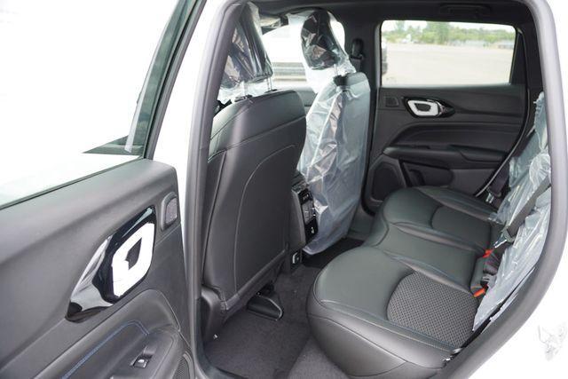 new 2025 Jeep Compass car, priced at $32,085