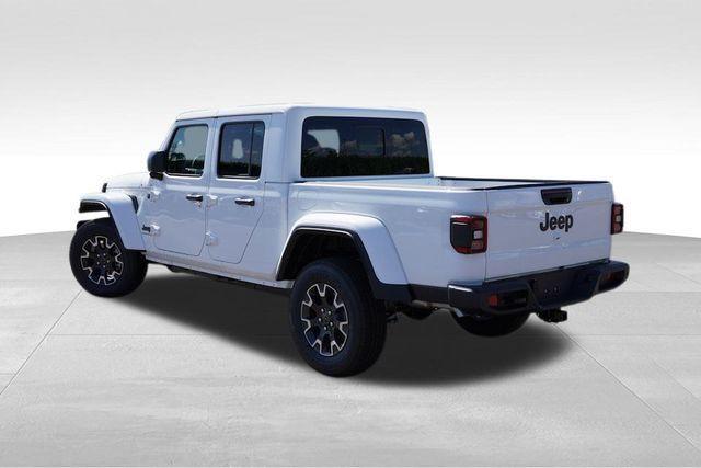 new 2025 Jeep Gladiator car, priced at $47,348