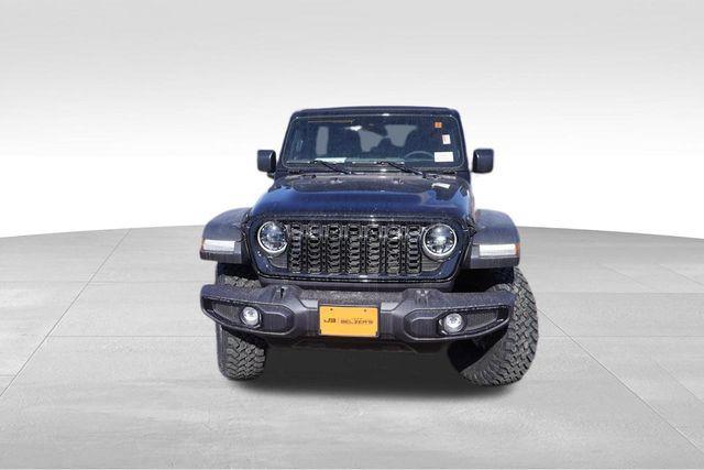 new 2025 Jeep Wrangler car, priced at $47,923