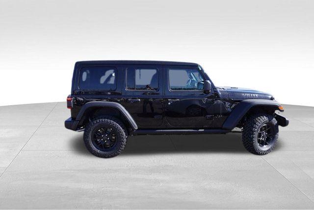 new 2025 Jeep Wrangler car, priced at $47,923