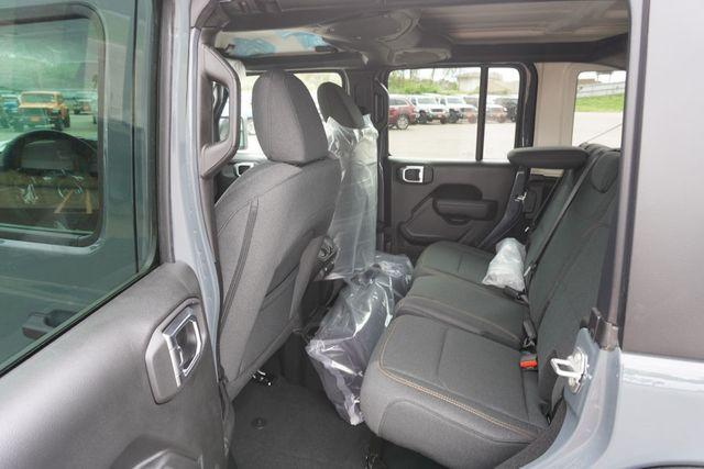 new 2025 Jeep Wrangler car, priced at $50,942