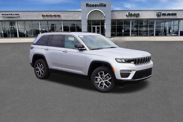 new 2025 Jeep Grand Cherokee car, priced at $44,087