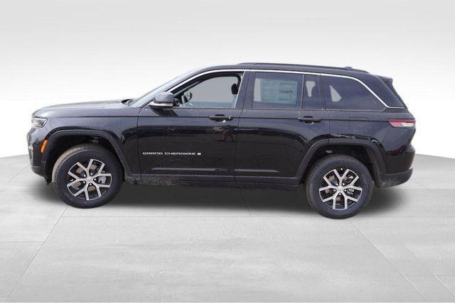 new 2025 Jeep Grand Cherokee car, priced at $39,238