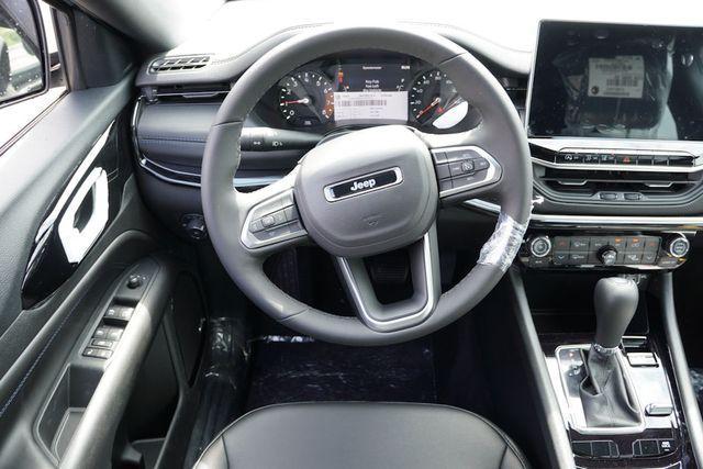 new 2025 Jeep Compass car, priced at $33,165