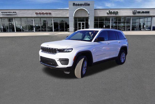 new 2025 Jeep Grand Cherokee car, priced at $35,787